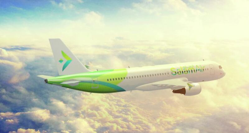 خط صحار-صلالة يعود.. وطيران السلام يكشف الأسعار والتواقيت