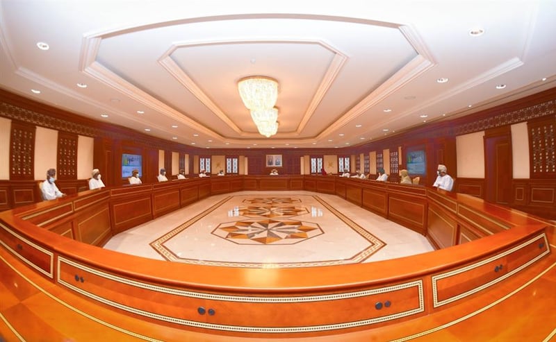 برئاسة حمود بن فيصل: الاطلاع على التقرير النهائي للتعداد الإلكتروني 2020
