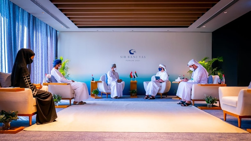 وزير الخارجية يتوجه إلى الإمارات