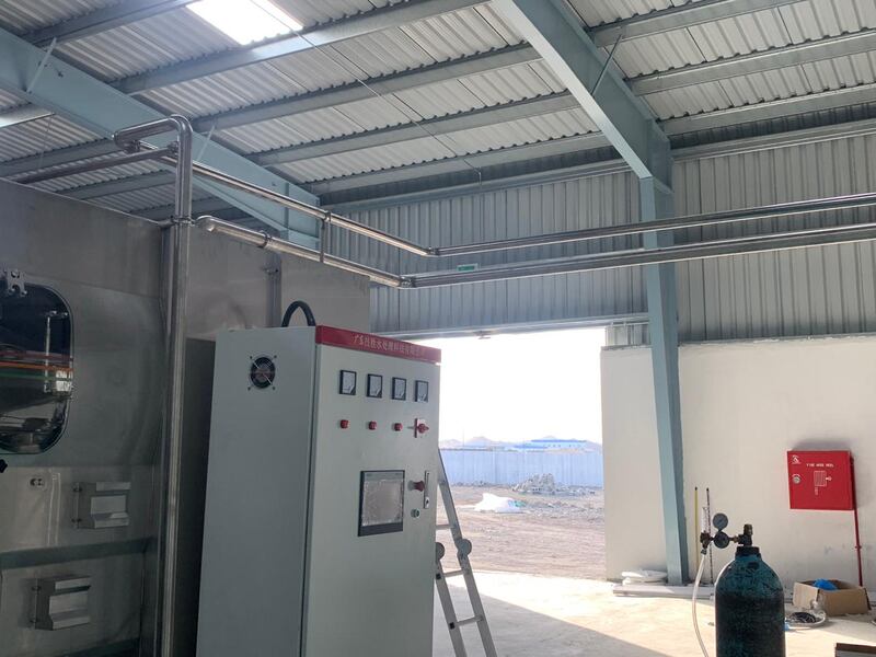 شاب عُماني من موظف بسيط إلى صاحب شركة للمياه