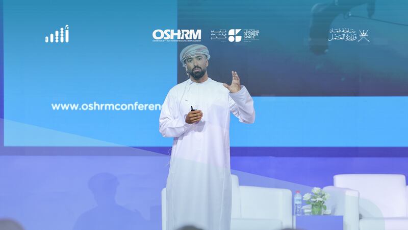 عمر الغيلاني لم يتنازل عن حلمه وغاص إلى الأعماق؛ فهل قصته ملهمة لك؟ 