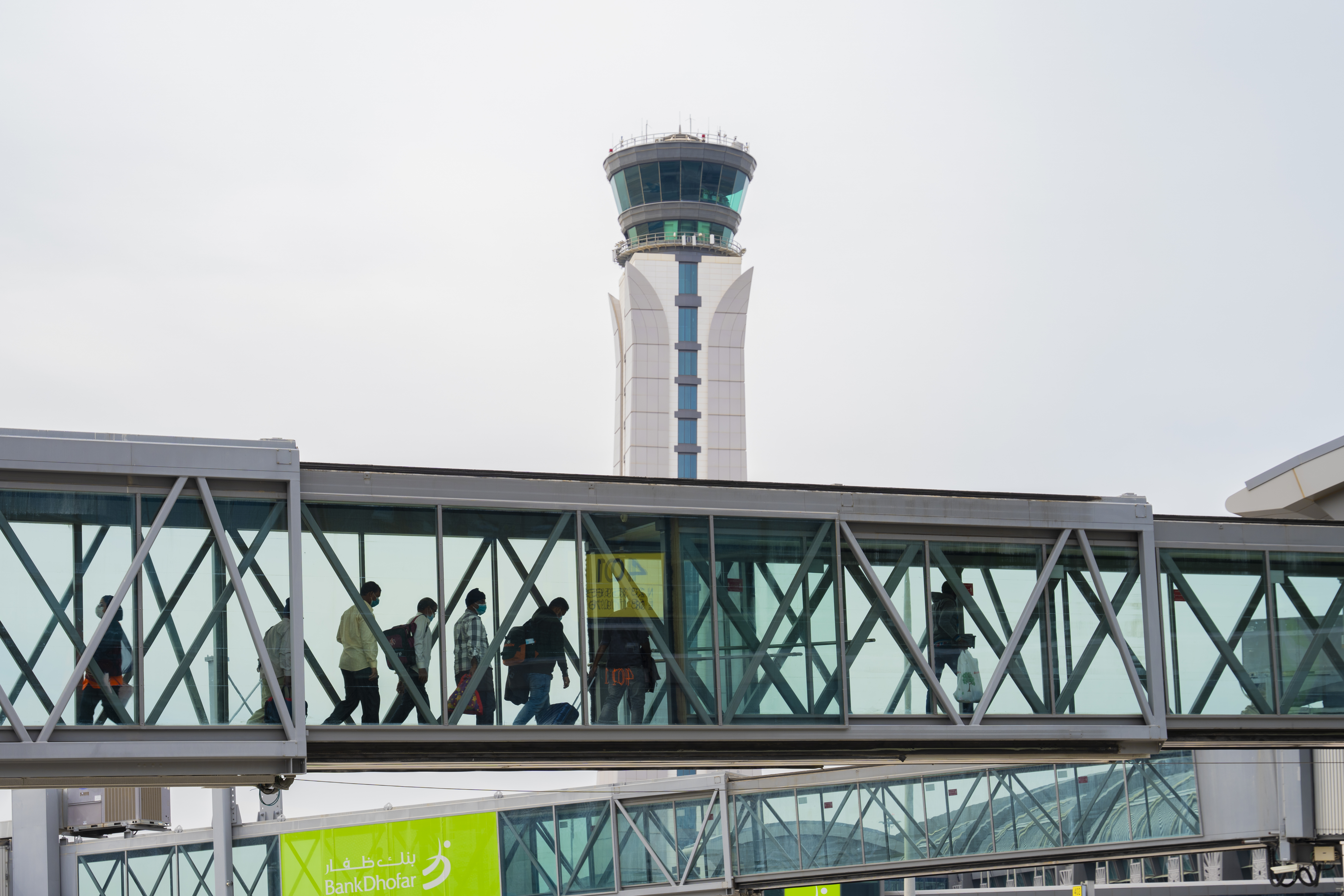 الأرقام تشير إلى تحقيق نسبة ملحوظة في ارتفاع أعداد المسافرين عبر مطارات سلطنة عُمان 