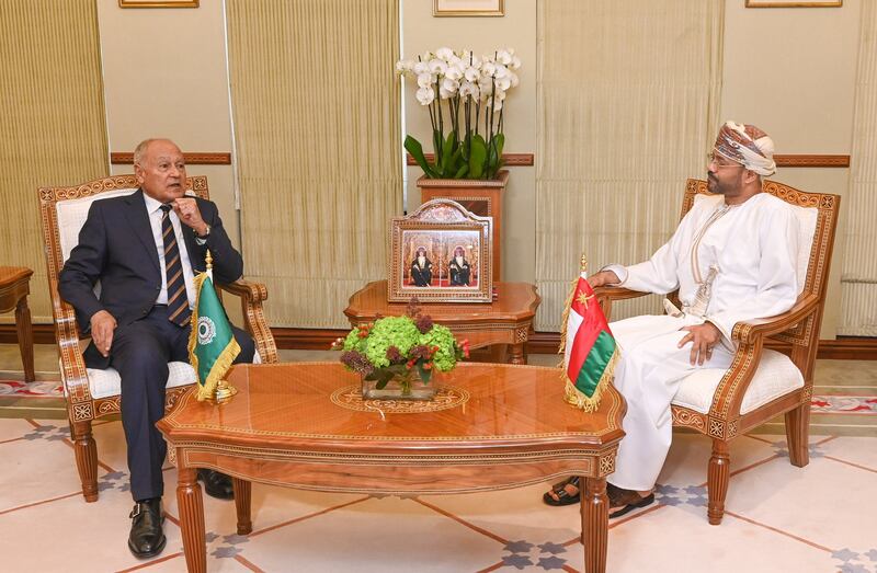 “تعزيز العمل العربي المشترك” في لقاء بين السيد بدر وأبو الغيط