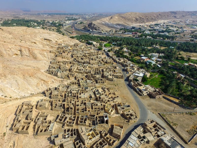 3 ولايات وأكثر من 200 ألف نسمة: معلومات عن محافظة الظاهرة