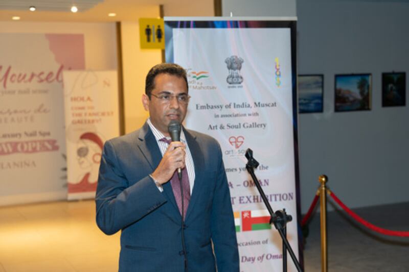 بالصور: افتتاح معرض الفن الهندي العماني المشترك
