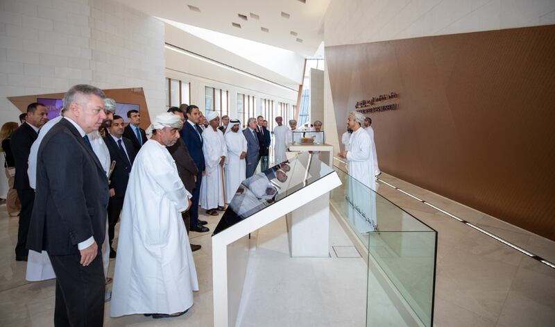 سفراء يعبرون عن انطباعهم بزيارة متحف عمان عبر الزمان