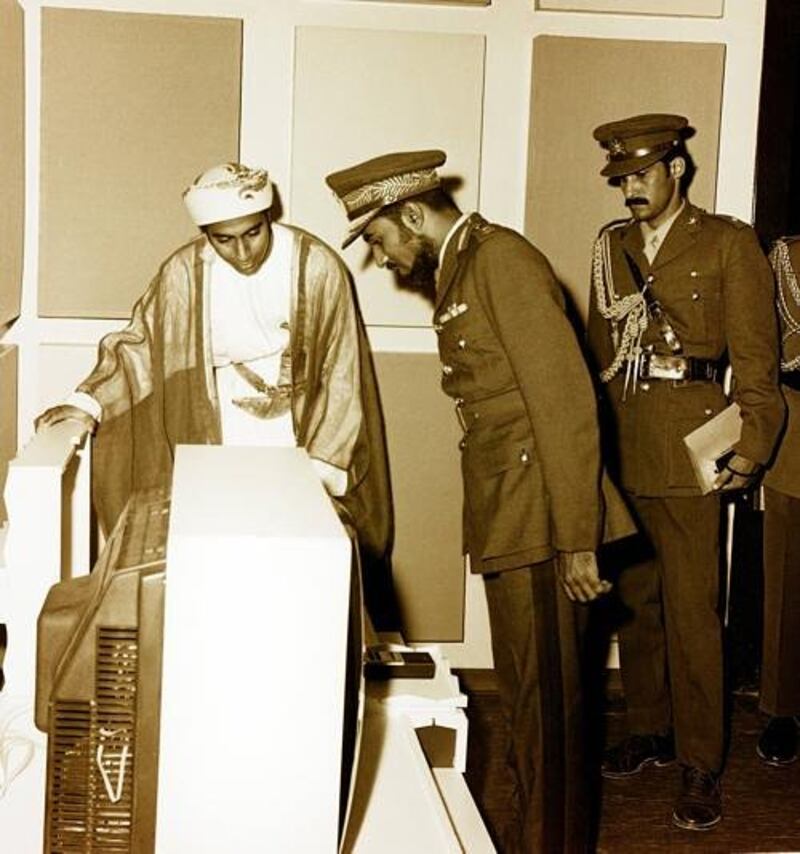 سمو السيد فهد بن محمود…ثقةٌ سلطانية متواصلة مُنذ فجر النهضة العُمانية