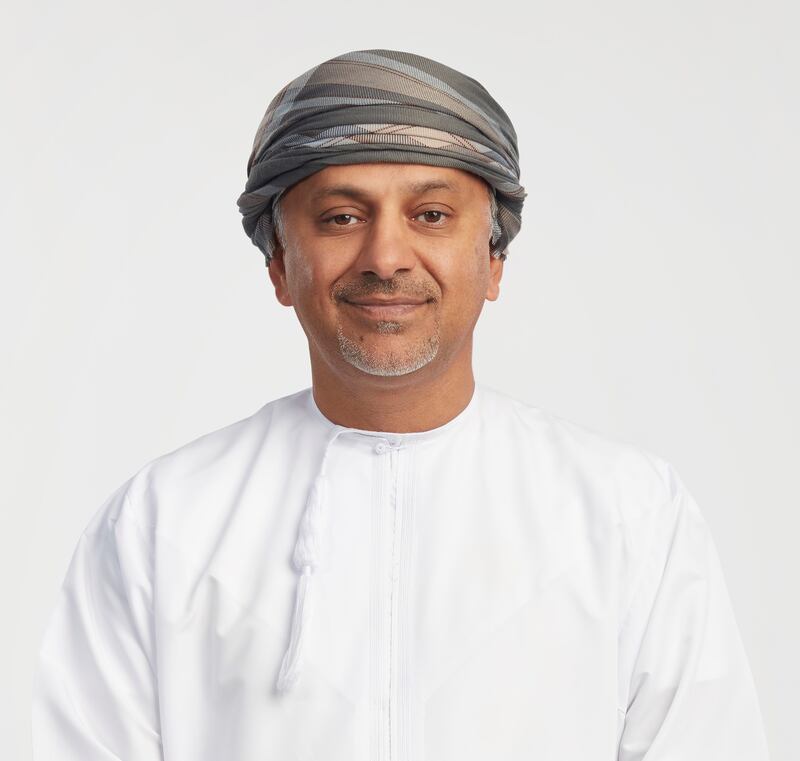 بنك مسقط يطلق خدمة التقديم لطلب منتجات القروض والبطاقات الائتمانية عبر الإنترنت أو الهاتف النقال