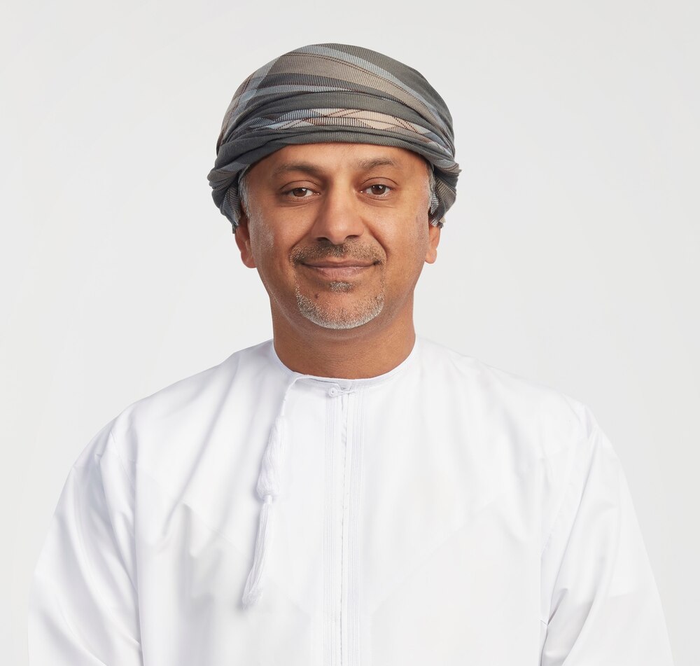 بنك مسقط يطلق خدمة التقديم لطلب منتجات القروض والبطاقات الائتمانية عبر الإنترنت أو الهاتف النقال