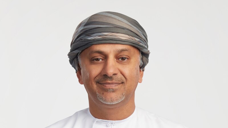 بنك مسقط يطلق خدمة التقديم لطلب منتجات القروض والبطاقات الائتمانية عبر الإنترنت أو الهاتف النقال