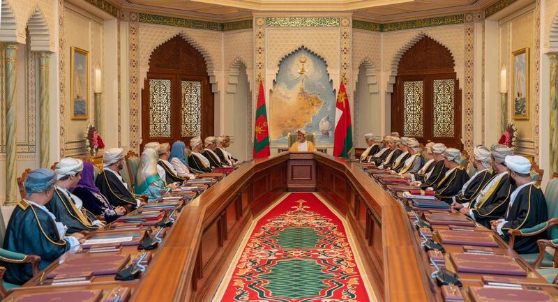 جلالة السلطان يترأس اجتماع مجلس الوزراء