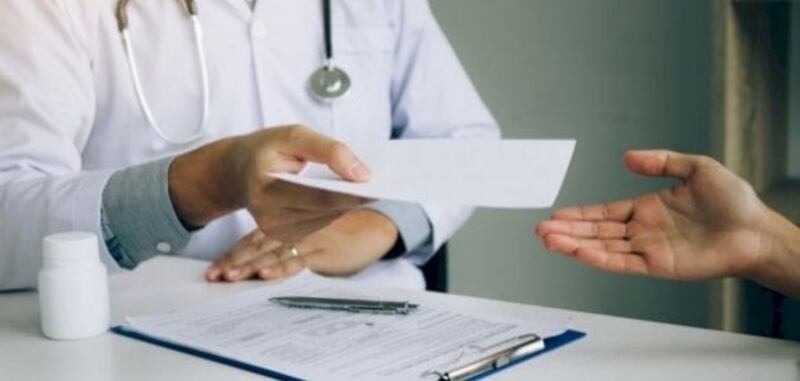 إحصائية: صرف أكثر من ألفي إجازة مرضية يومياً