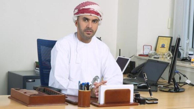 استقالة رئيس مجلس إدارة “مسقط للتأمين