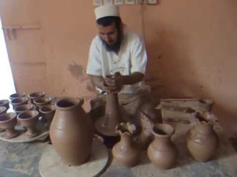 لاختيارها كمدينة حرفية: وفد دولي يزور بهلا