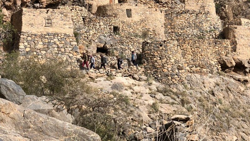 “قرية مصيرة الشريقيين” تجذب المغامرين والسياح؛ فهل زرتها من قبل؟