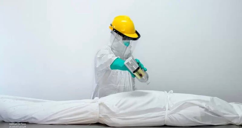 مغسّلة موتى كورونا تروي لـ “أثير” مشاهد مؤلمة