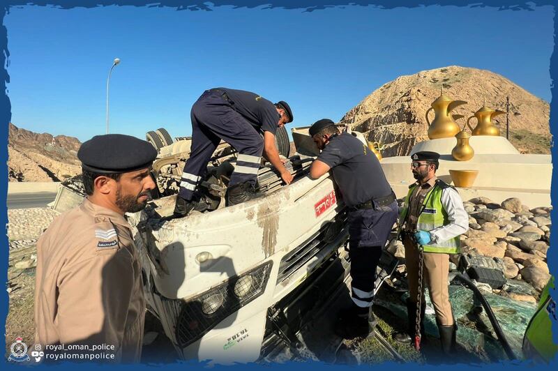 به وفيات وإصابات: حادث تدهور لحافلة