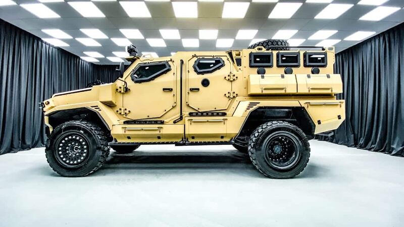 مركبات مُدرعة ومُصفّحة ستُصنَّع في الأراضي العمانية