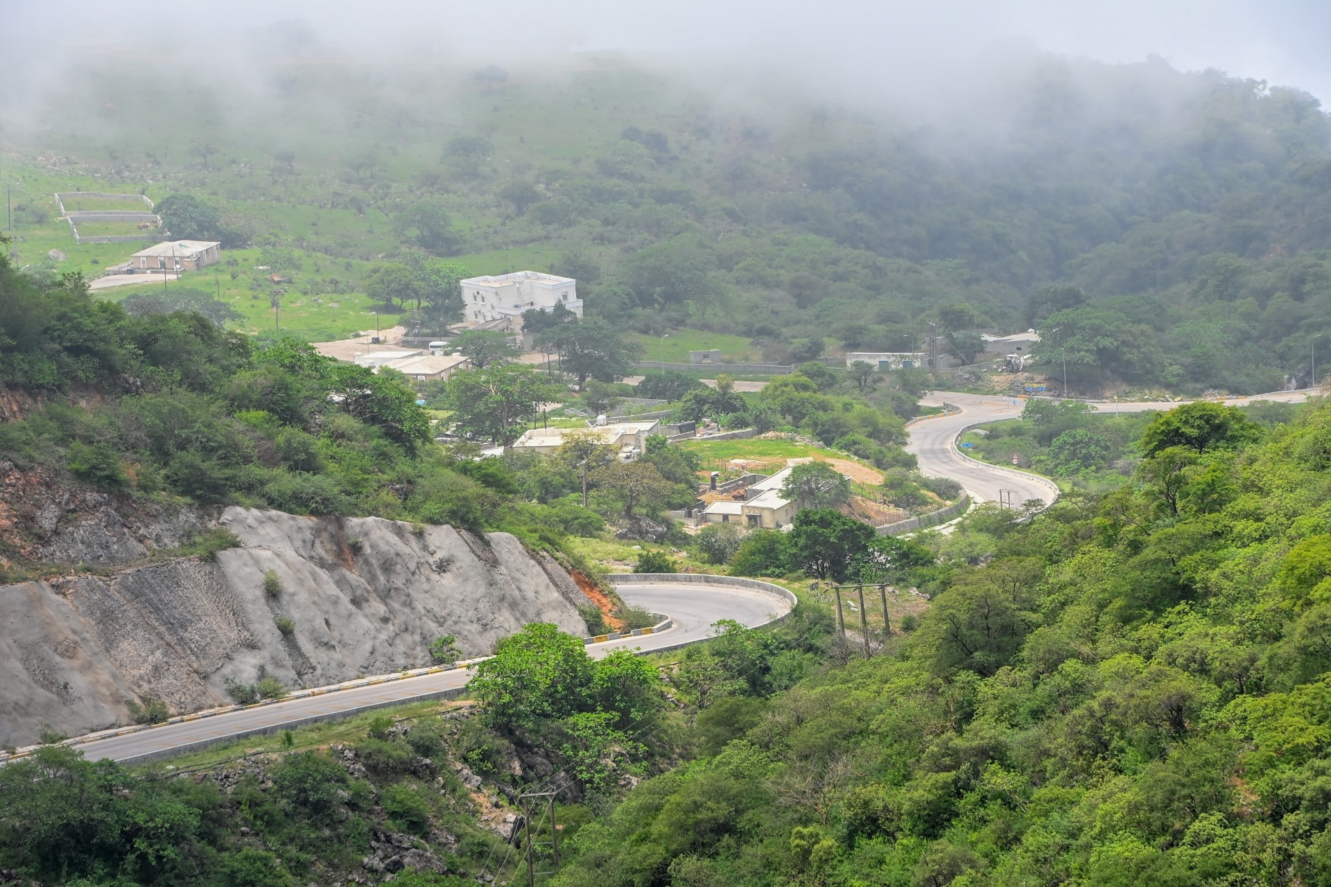 غدًا: بدء موسم خريف ظفار؛ هل تنوي زيارته؟