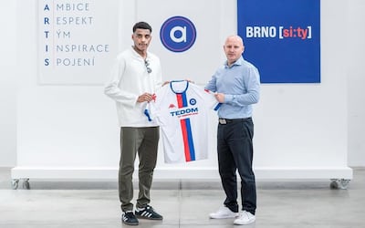 المشيفري والبريكي يخوضان تجربة احترافية مع نادٍ تشيكي