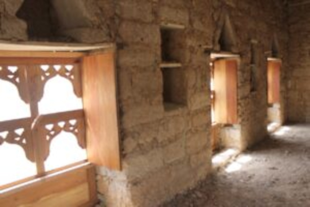 بيوت طاقة الأثرية: شواهد تاريخية للهندسة المعمارية العمانية