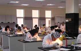 50 منحة دراسية بنصف مليون ريال