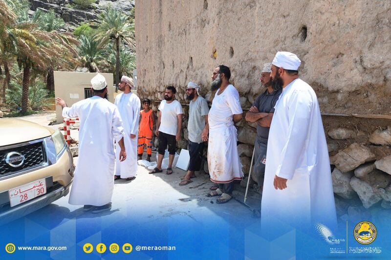 بالصور: الأوقاف تتفقد الأضرار في الرستاق والعوابي