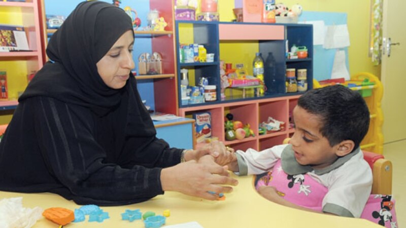 موسى الفرعي يكتب: المرأةُ العمانيةُ بين عَظَمَةِ وجودٍ وسخريةِ أبناء