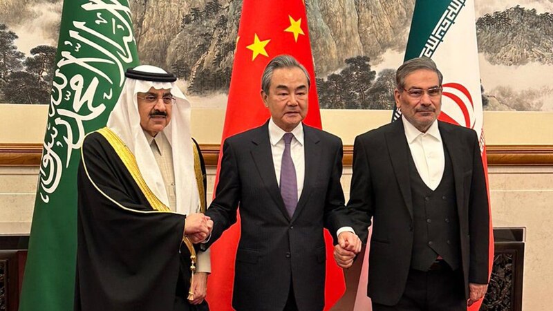 مسؤول أمريكي: دعمنا الوساطة العمانية بين السعودية وإيران