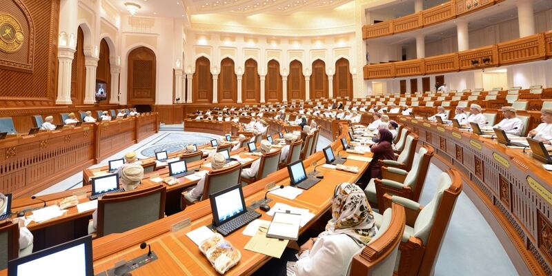 مع الرأي بتأجيل تطبيقه: مناقشات في مجلس الدولة حول مشروع قانون ضريبة الدخل على الأفراد 