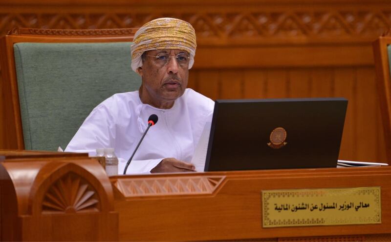 البلوشي أمام الشورى: أزمة النفط لا تزال تلقي بظلالها