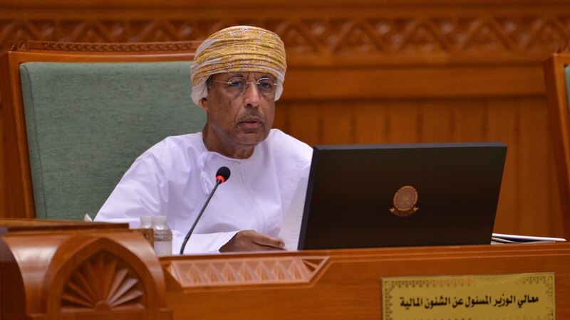 البلوشي أمام الشورى: أزمة النفط لا تزال تلقي بظلالها