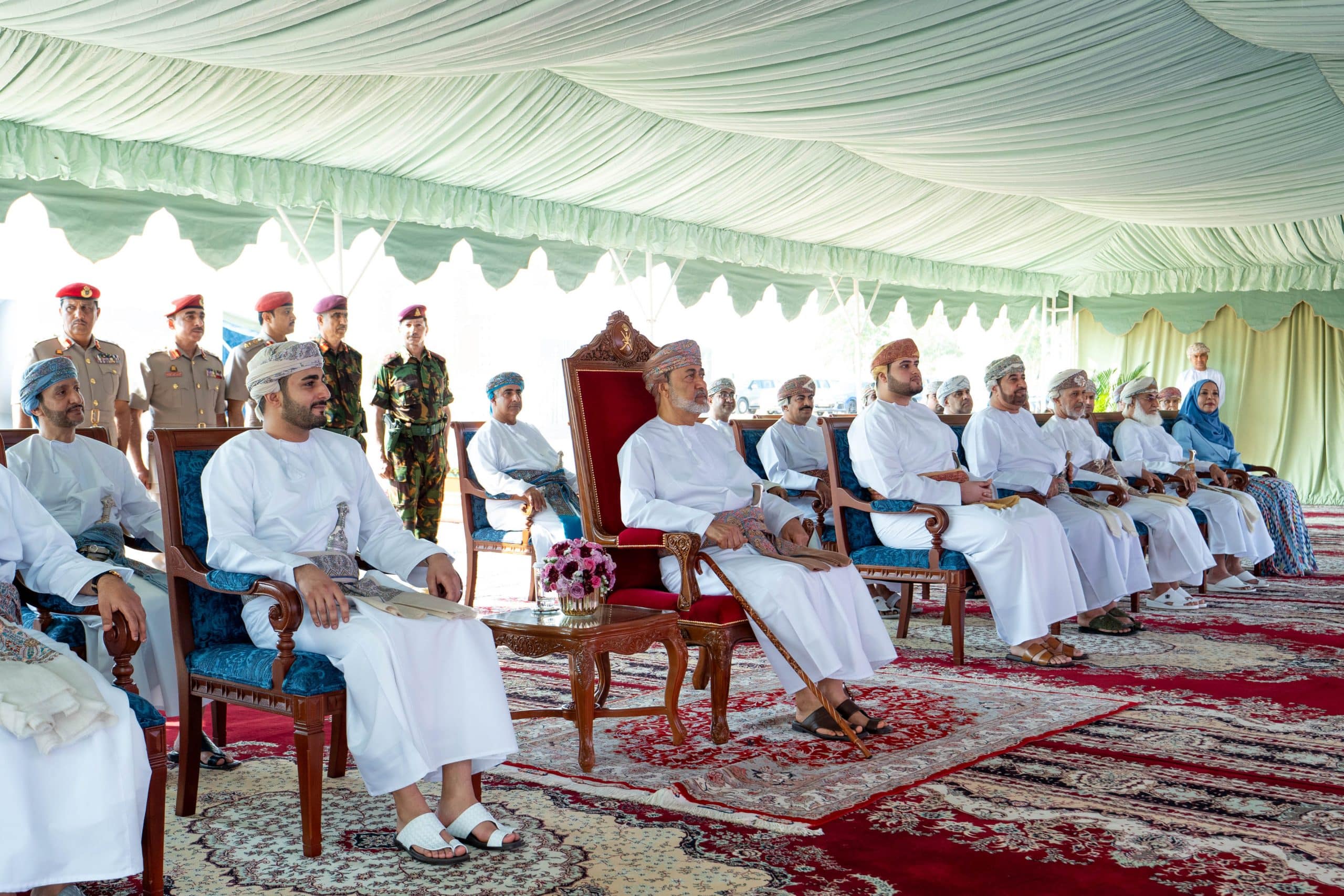 الأول من نوعه في الشرق الأوسط: جلالة السلطان يضع حجر أساس “مجمع عمان الثقافي”