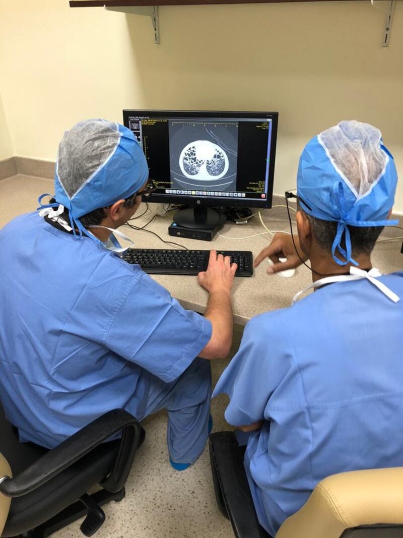 السلطاني ينجح في إجراء عملية جراحية بتقنية جديدة