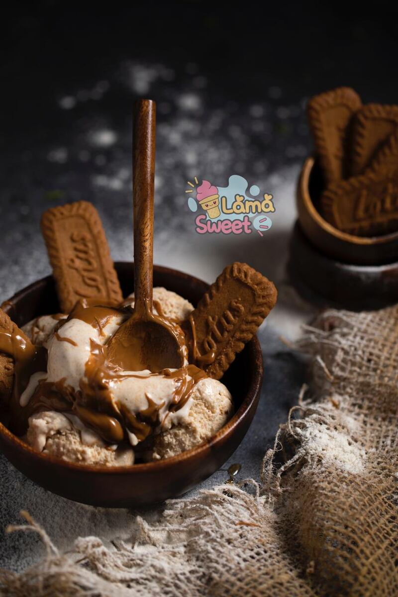 “التاجرة الصغيرة” تحلم بأن يتذوّق مُنتجاتها كل عُماني