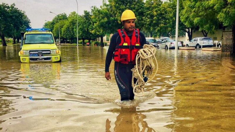 إنقاذ 63 شخصًا خلال الحالات الجوية هذا الأسبوع، فأين تركزت؟