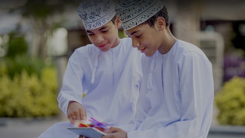 أول مشروع عربي عماني .. يقضي على جشع الدروس الخصوصية