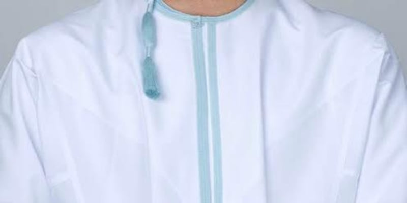 غرامة إلى 1000 ريال لمن يُخالف المواصفة القياسية الخاصة بالدشداشة العمانية