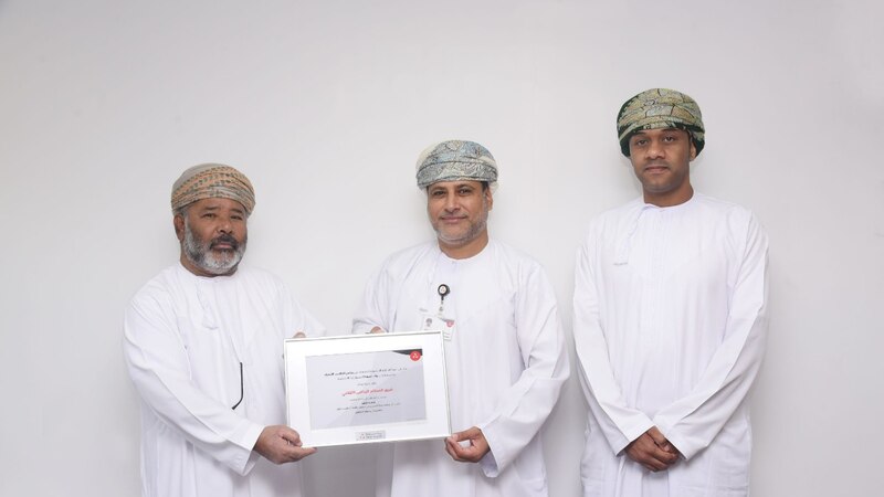 ضمن برنامج “الملاعب الخضراء”: بنك مسقط يفتتح ملعب فريق المحاضر الرياضي الثقافي بالرستاق