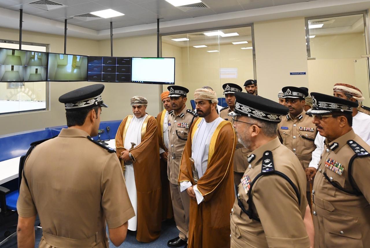 بالصور: الشرطة تفتتح مبنى جديدًا