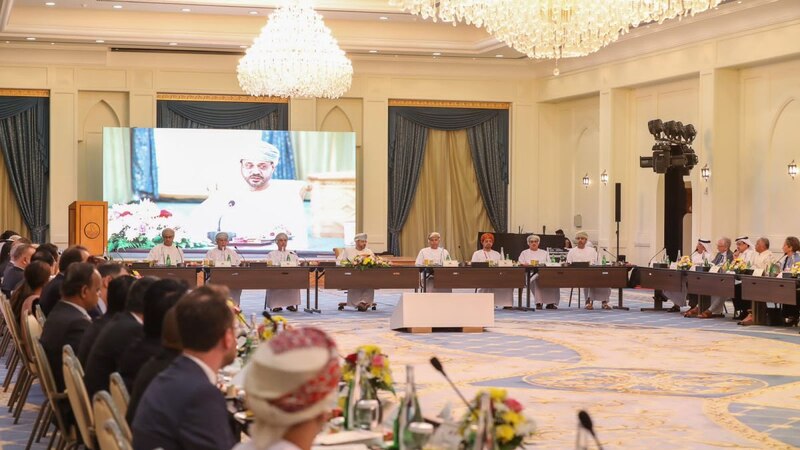 السيد بدر يعقد لقاءً مع السفراء والدبلوماسيين