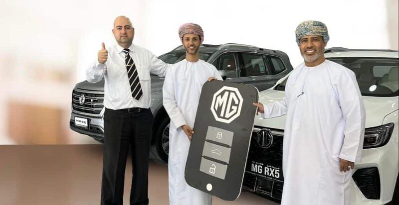 الحظ يبتسم لأكثر من 100 فائز في ختام حملة المها لخريف ظفار 2023م