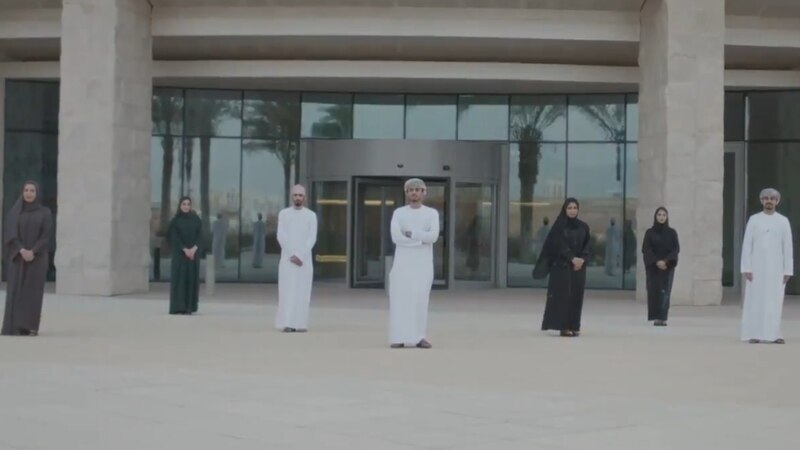 عمانتل.. دعم متواصل ومبادرات عديدة لتمكين الشباب العماني
