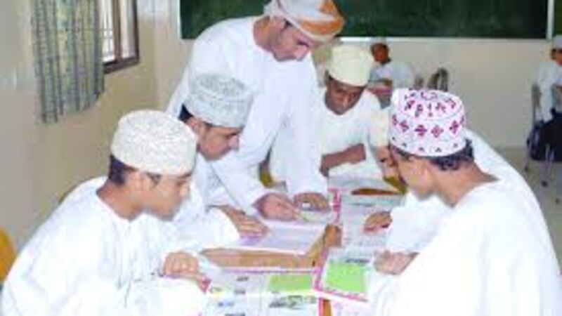 د.رجب العويسي يكتب: التعليم وتجسيد أولويات المرحلة الانتقالية في الخطة الدراسية