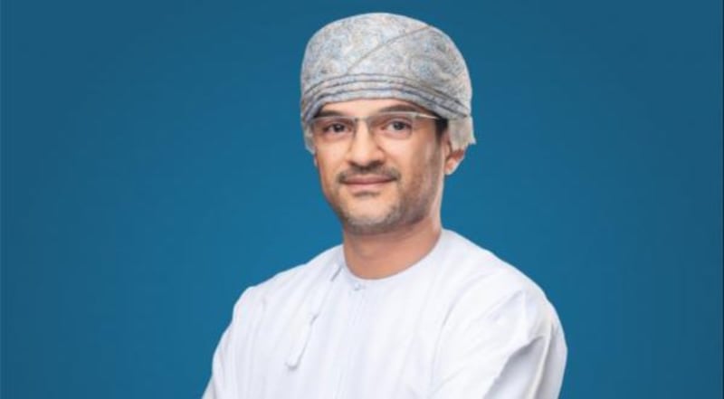 خبرته تمتد أكثر من 20 عامًا: من هو رئيس بلدية مسقط الجديد؟