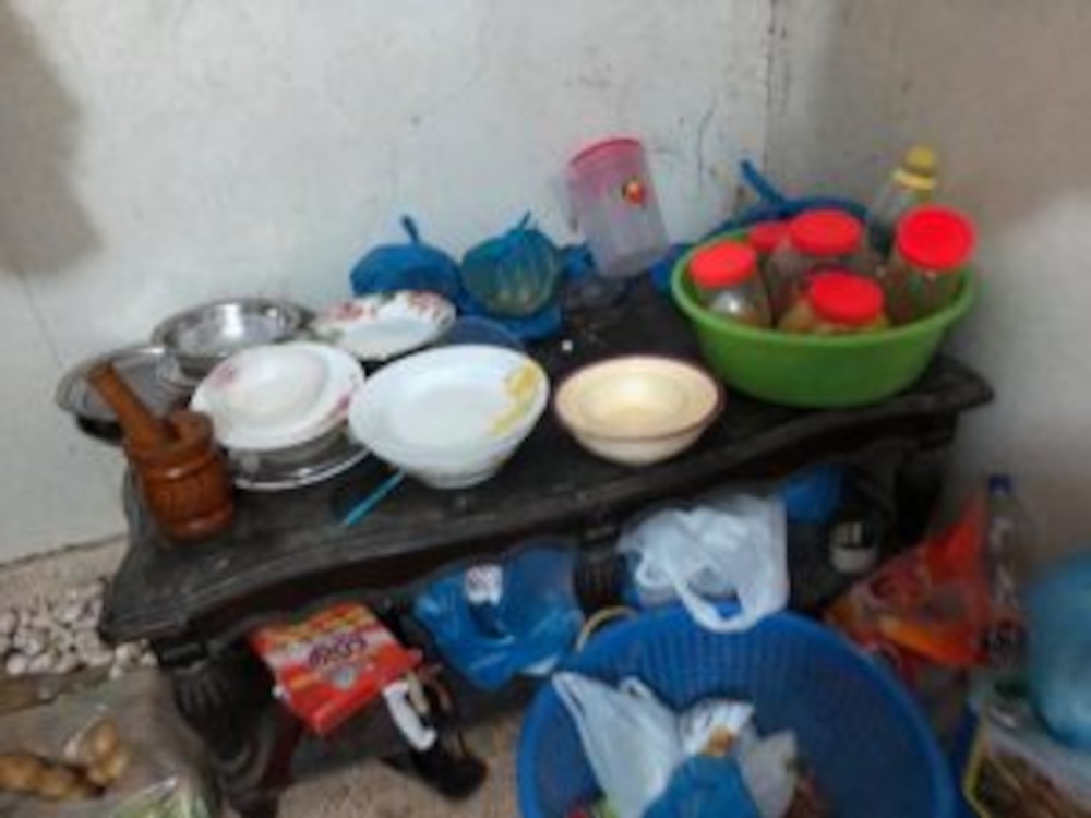 بالصور: مداهمة سكن عزاب في السيب