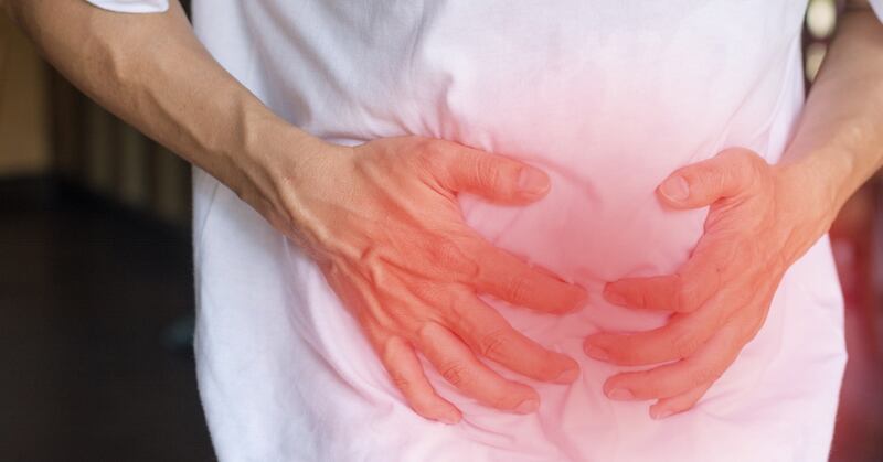 هل تزيد متلازمة “القولون العصبي” من احتمالية الإصابة بالسرطان؟