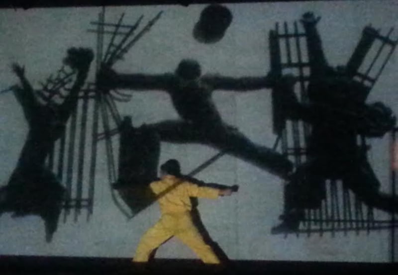 مسرحية “ضياع”.. الرقص حدّ البكاء