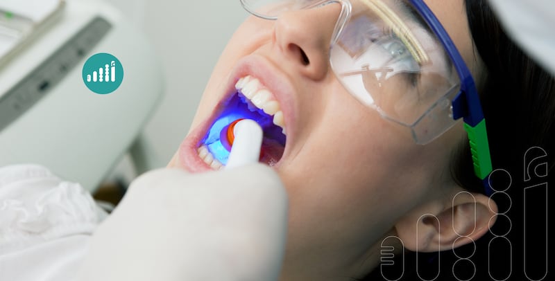 حشوة الجذر أم الدائمة: كيف يقرر الطبيب النوع المناسب لأسنانك؟