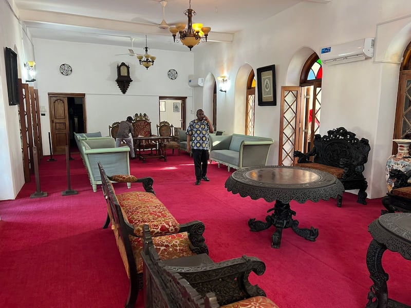 ماذا تعرف عن قصر السعادة؟